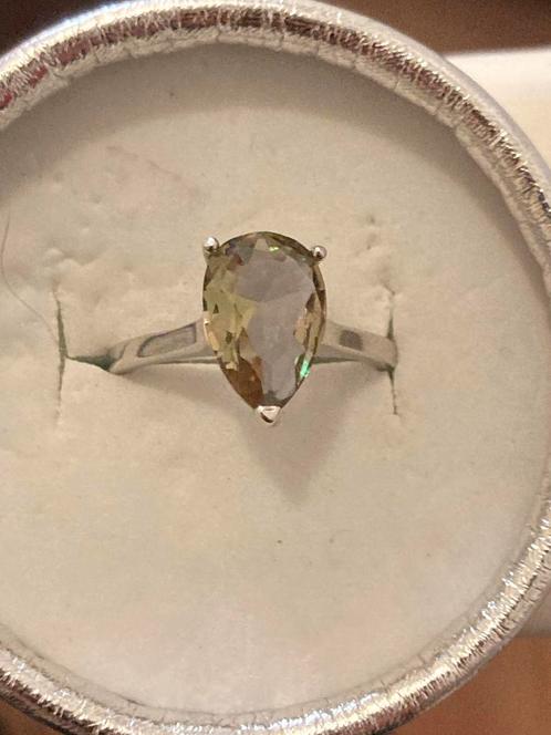 Prachtige zilver ring met kleurveranderde zultaniet ( 17,15), Bijoux, Sacs & Beauté, Bagues, Neuf, Femme, Plus petit que 17, Argent