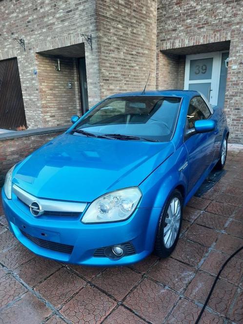 opel tigra 13 cdti 2005 kapot, Auto's, Opel, Particulier, Tigra, ABS, Airbags, Airconditioning, Alarm, Boordcomputer, Centrale vergrendeling