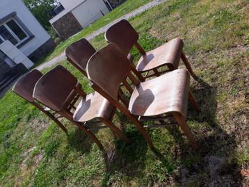 5 chaises de cuisine en bois de 1954