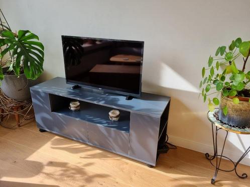 TV meubel op wieltjes, Maison & Meubles, Armoires | Mobilier de télévision, Comme neuf, Moins de 100 cm, 100 à 150 cm, 25 à 50 cm