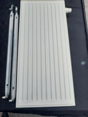 radiateur vertical 90cm x 40cm x 15cm 1500 Watt 