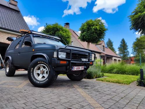 4 x 4 volledig gerestaureerd, Auto's, Nissan, Particulier, Terrano, 4x4, Radio, Trekhaak, Diesel, SUV of Terreinwagen, 3 deurs