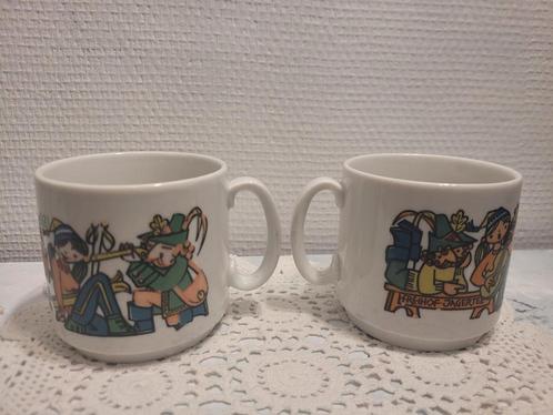 2 mugs Freihof Jagertee  vintage, Collections, Verres & Petits Verres, Utilisé, Enlèvement ou Envoi