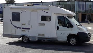 Camping-car mobil-home semi-intégré MCLOUIS Steel 462
