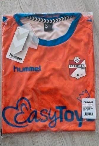 Special edition FC Emmen (Kingsday jersey), Sports & Fitness, Football, Utilisé, Maillot, Taille S, Envoi
