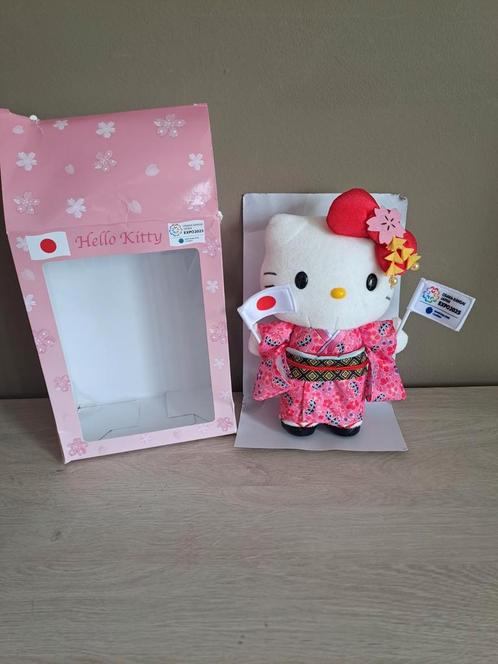 Hello Kitty Doll Osaka-Kansai Japan EXPO 2025 nieuw, Collections, Jouets miniatures, Neuf, Enlèvement