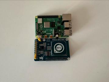 Raspberry Pi 4 Model B 2GB + NFC Reader
