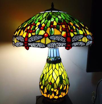 Lampe Tiffany Libellule 4 points lumineux 70 x 50✨💎😍🎁💑👌