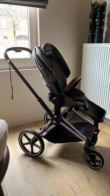 Kinderwagen/buggy - Cybex Priam 4 frame + seat