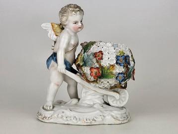 Figurine ancienne en porcelaine de Dresde