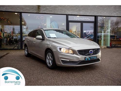 Volvo V60 2.0 T3 Kinetic Professional, Auto's, Volvo, Bedrijf, V60, ABS, Airbags, Airconditioning, Bluetooth, Boordcomputer, Centrale vergrendeling