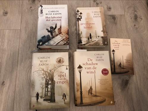 Carlos Ruiz Zafón - De schaduw van de wind alle 4 delen HC, Livres, Littérature, Comme neuf, Enlèvement ou Envoi