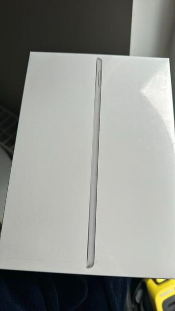 iPad 64gb 9th WiFi + Cellular VERZEGELD