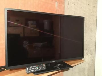 Téléviseur LED PANASONIC No. TX-32G31OE, HDMI, DOLBY, NUMÉRI