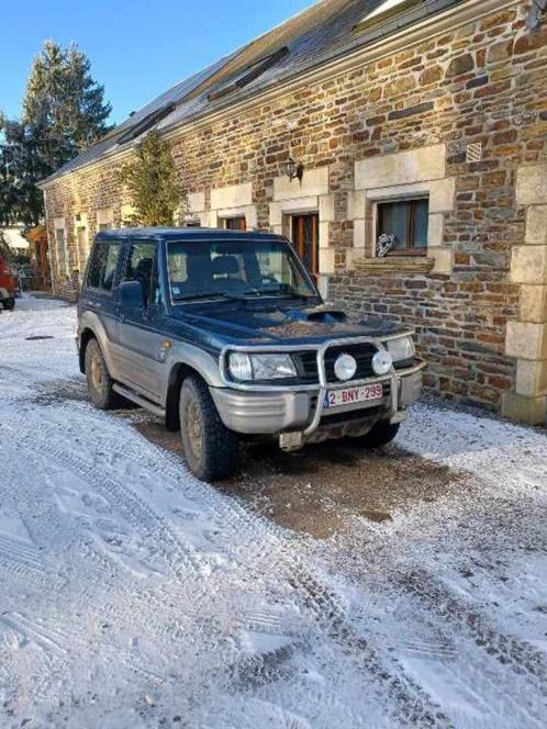 HYUNDAI GALLOPER 2 places, Autos, Hyundai, Particulier, Galloper, 4x4, ABS, Intérieur cuir, Radio, Diesel, Euro 1, SUV ou Tout-terrain