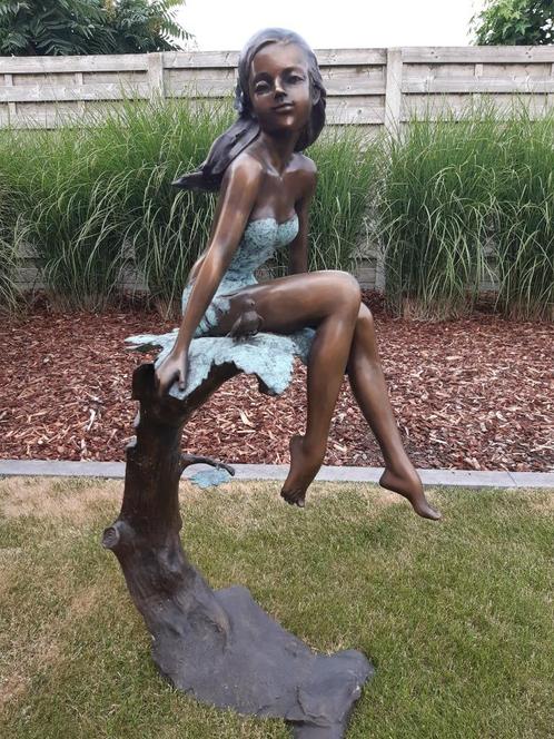 bronzen meisje zittend op en blad met vogeltje, ook andere!, Jardin & Terrasse, Statues de jardin, Neuf, Homme, Autres matériaux