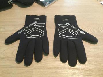 Salvimar 5mm Gloves size L aan 20€ - Ecocheques 