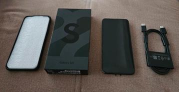 Samsung S22 5G 128GB Black + Cover ( Nieuwe Staat ! )