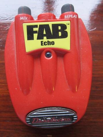 Danelectro FAB D-4 Slap Echo