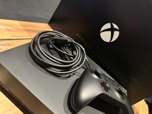 Xbox One X (Project Scoprio limited edition), Games en Spelcomputers, Spelcomputers | Xbox One, Zo goed als nieuw, Xbox One X
