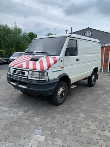 IVECO TURBO DAILY 40.10 4X4 TURBODIESEL SLECHTS 87000 KM