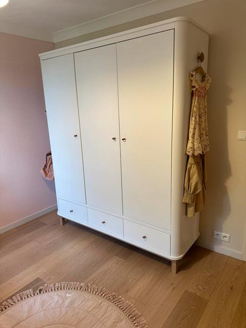 oliver furniture WOOD WARDROBE 3 DOORS - WHITE/OAK, Kinderen en Baby's, Kinderkamer | Bedden, Ophalen of Verzenden