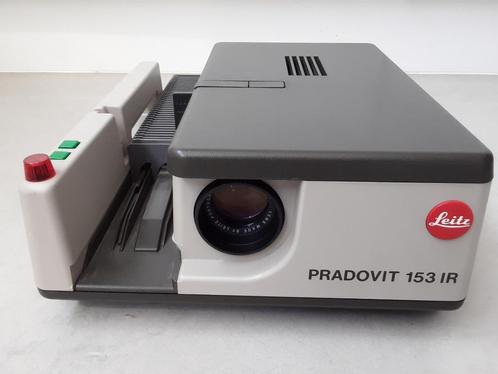 Pradovit 136 IR, Pradovit RA 150 schermprojectoren, Audio, Tv en Foto, Diaprojectoren, Zo goed als nieuw, Ophalen of Verzenden