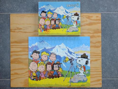 Puzzle enfants 200 pièces MB, Snoopy à la montagne, Enfants & Bébés, Jouets | Puzzles pour enfants, Utilisé, 4 à 6 ans, Plus de 50 pièces