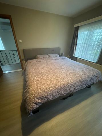 Gratis boxspring bed 180cm met matras