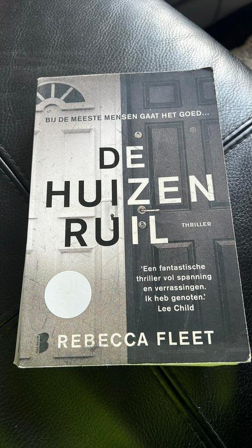 Rebecca Fleet - De huizenruil, Livres, Thrillers, Comme neuf, Enlèvement ou Envoi