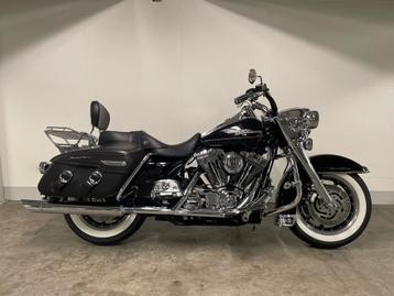 Harley-Davidson TOURING FLHRCI ROAD KING CLASSIC
