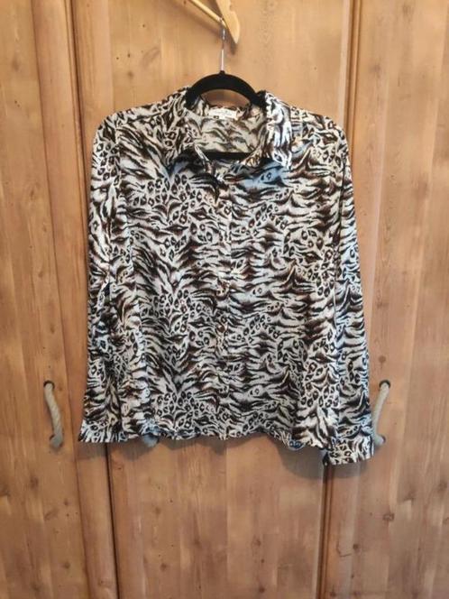 Blouse Emma Ella Large à imprimé animalier, Vêtements | Femmes, T-shirts, Comme neuf, Noir, Enlèvement ou Envoi