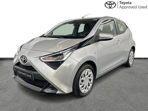 Toyota Aygo x-play2 & airco & carplay, Auto's, Toyota, Bedrijf, Aygo, Airbags, Bluetooth, Centrale vergrendeling, Cruise Control