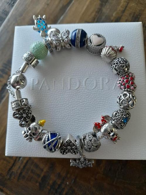 Bracelet PANDORA, Bijoux, Sacs & Beauté, Bracelets, Comme neuf, Argent, Avec bracelets à breloques ou perles, Envoi