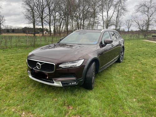 Volvo V90 cc D4 2019 AWD, Autos, Volvo, Particulier, Autres modèles, Caméra 360°, 4x4, Caméra de recul, Phares directionnels, Régulateur de distance