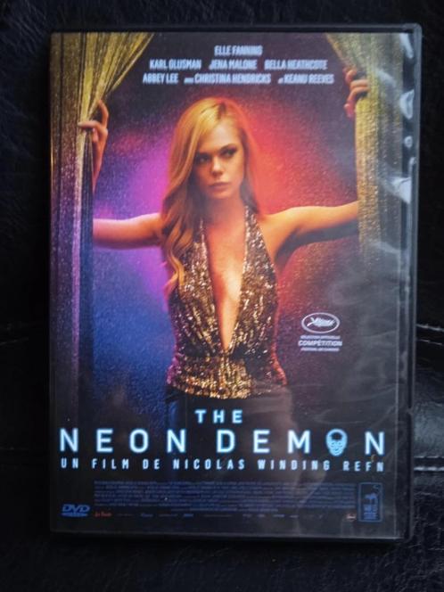 The Neon Demon (Nicolas Winding Refn), CD & DVD, DVD | Horreur, Comme neuf, Enlèvement ou Envoi