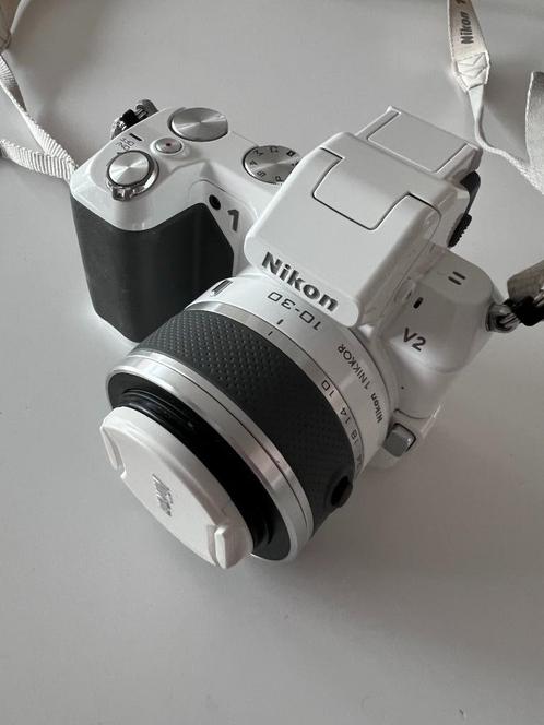 Fototoestel Nikon 1 V2 wit compleet met toebehoren, TV, Hi-fi & Vidéo, Appareils photo numériques, Utilisé, Compact, Nikon, 8 fois ou plus