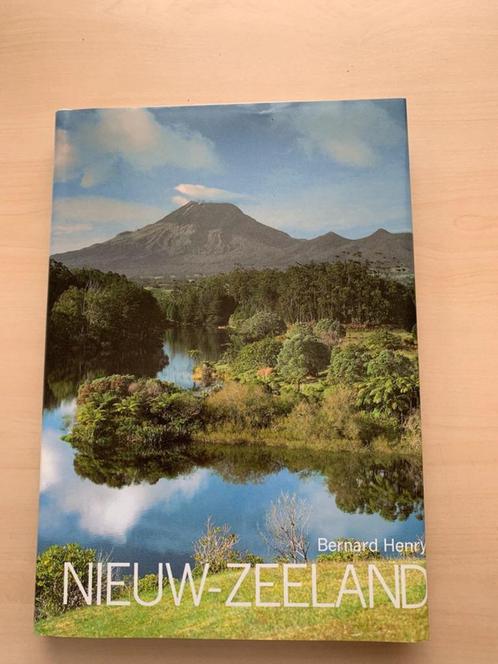 Nieuw-Zeeland artis historia, Livres, Guides touristiques, Comme neuf, Guide ou Livre de voyage, Australie et Nouvelle-Zélande