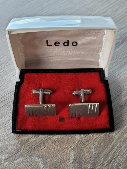 2 metalen manchetknopen merk LEDO (in origineel doosje), Bijoux, Sacs & Beauté, Boutons de manchette, Utilisé, Autres matériaux