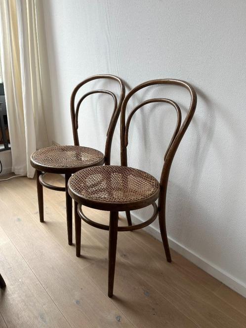 2 houten thonet stoelen, Maison & Meubles, Chaises, Utilisé, Deux, Bois, Osier ou Rotin, Brun, Enlèvement