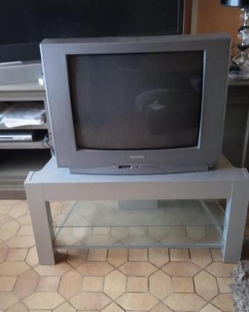 vintage tv deawoo en meubel