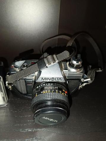 Minolta x300 + lens + flitslamp