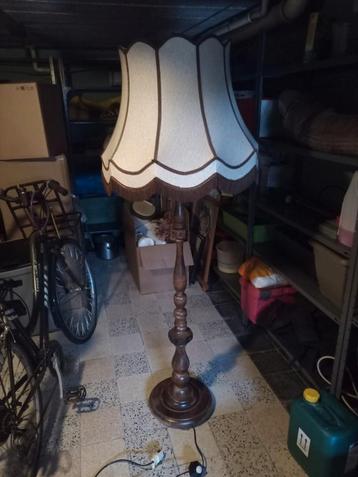 Antieke staanlamp 