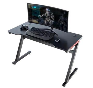 Table pc gaming neuf encore emballé 