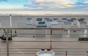  Prachtig zeezicht in Oostende met groot terras
