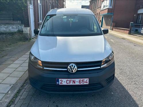 Vw caddy 2.0tdi année 2019 euro6d 5places utilitaires, Autos, Camionnettes & Utilitaires, Particulier, ABS, Airbags, Air conditionné