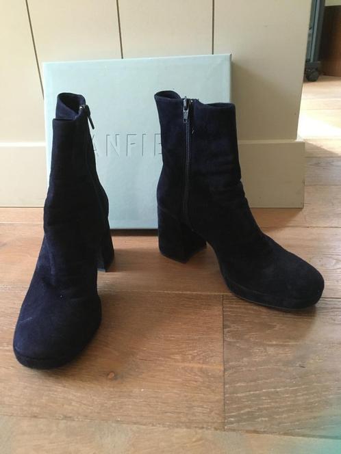 Bottines en jean bleu foncé Manfield - 39 - hiver 23/24, Vêtements | Femmes, Chaussures, Comme neuf, Boots et Botinnes, Bleu, Enlèvement ou Envoi