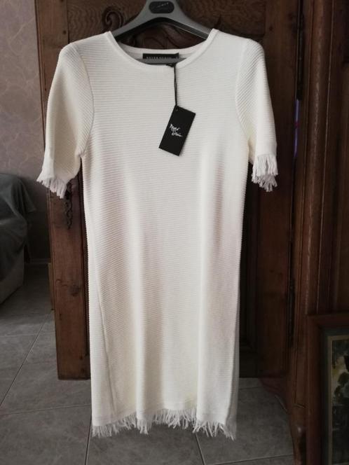 Robe ivoire Never Denim neuve avec ét. T 38 style Chanel, Vêtements | Femmes, Robes, Neuf, Taille 38/40 (M), Envoi