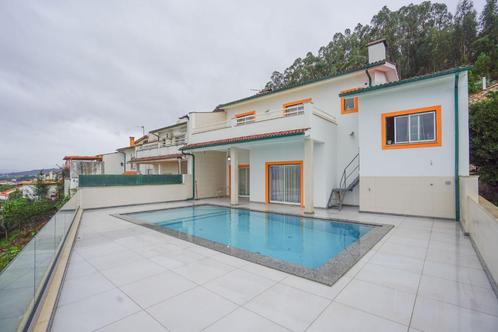 Leuke woning met terras,zwembad,tuin,garage em mooi uitzicht, Immo, Buitenland, Portugal, Woonhuis, Dorp