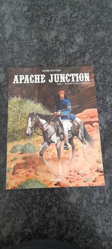 Apache Junction. 3 stuks.